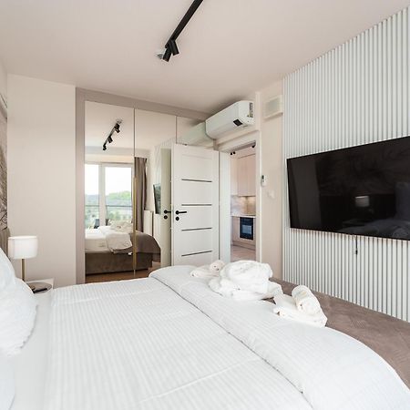 Apartament Delux Kasprowicza 20C Prywatny Parking Basen Sauna Oraz Silownia W Cenie Kolberg Exterior foto