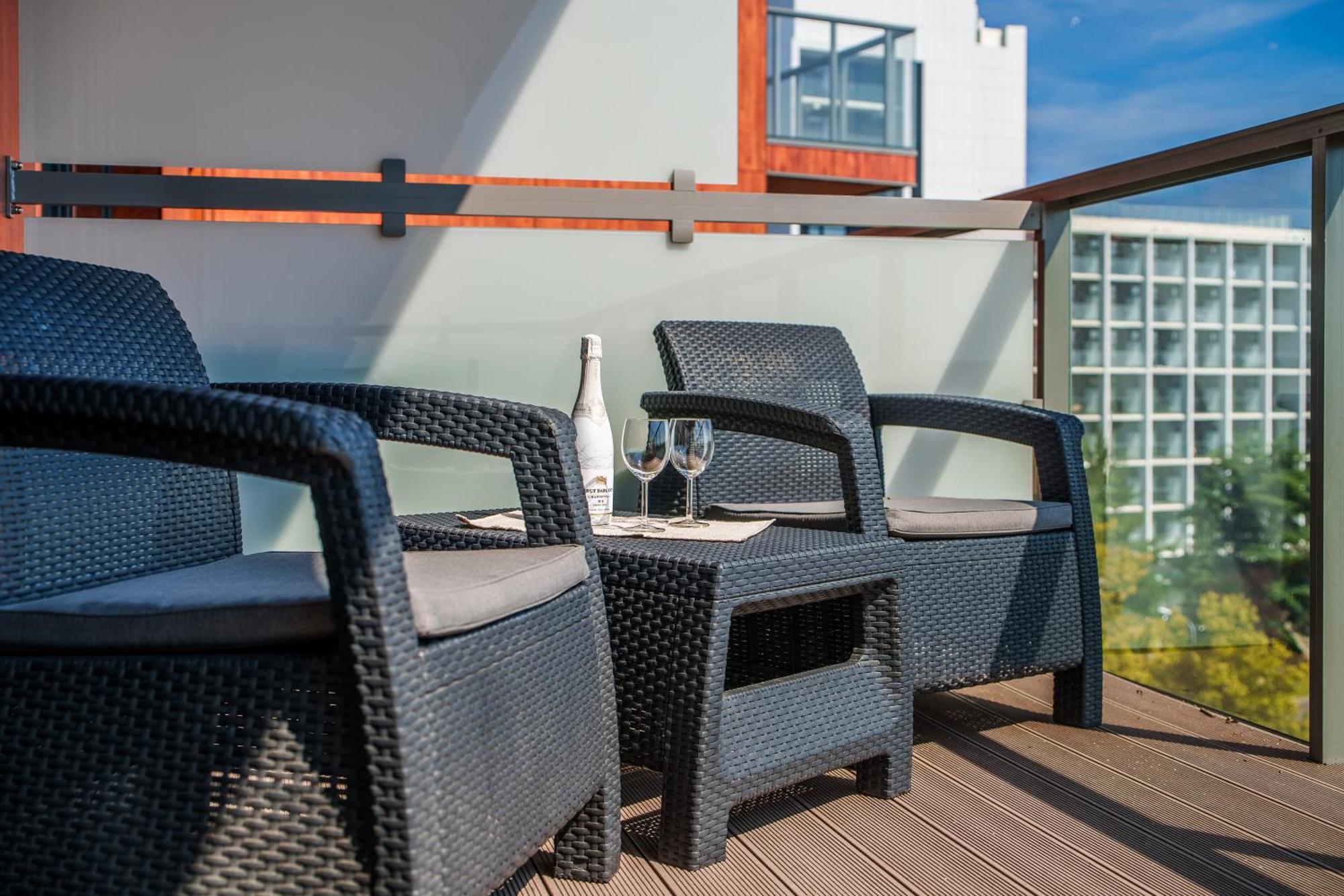 Apartament Delux Kasprowicza 20C Prywatny Parking Basen Sauna Oraz Silownia W Cenie Kolberg Exterior foto